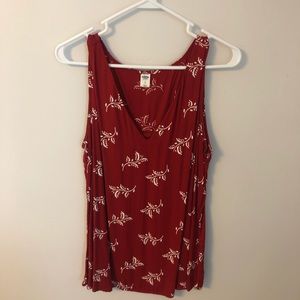 Red Old Navy sleeveless top